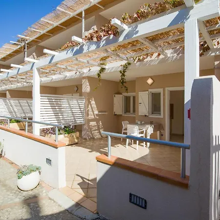 Apartment Amazing In Ricadi