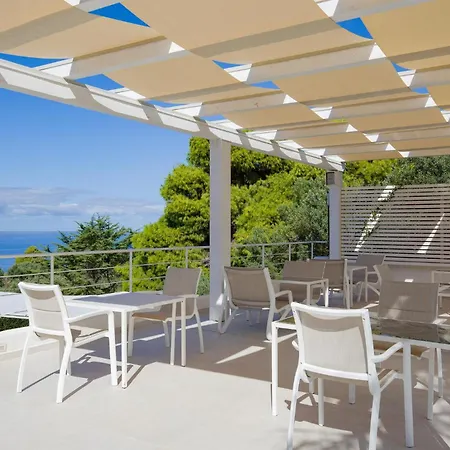 Stunning In With Jacuzzi * Ricadi