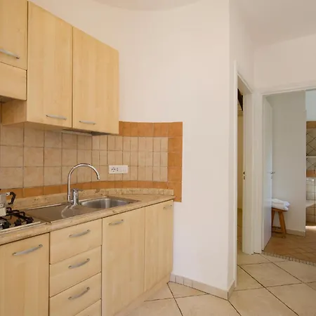 Stunning In With Jacuzzi Apartment Ricadi